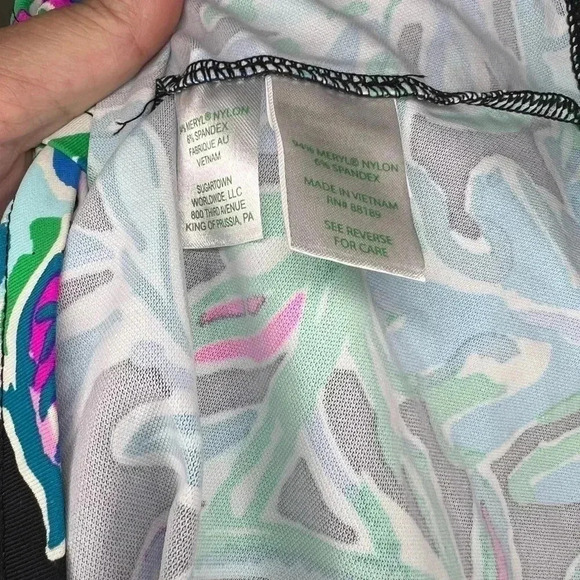 NWT Lilly Pulitzer LilShield UPF 50+ Dress in Let’s Get‎ Wild Print Size XXS - Picture 12 of 12